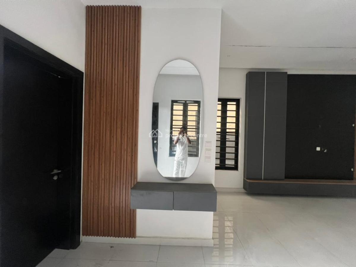 4 Bedrooms  Detached Duplex with Bq and Swimming Pool, Thomas Estate, Ajah, Lagos, Detached Duplex for Sale