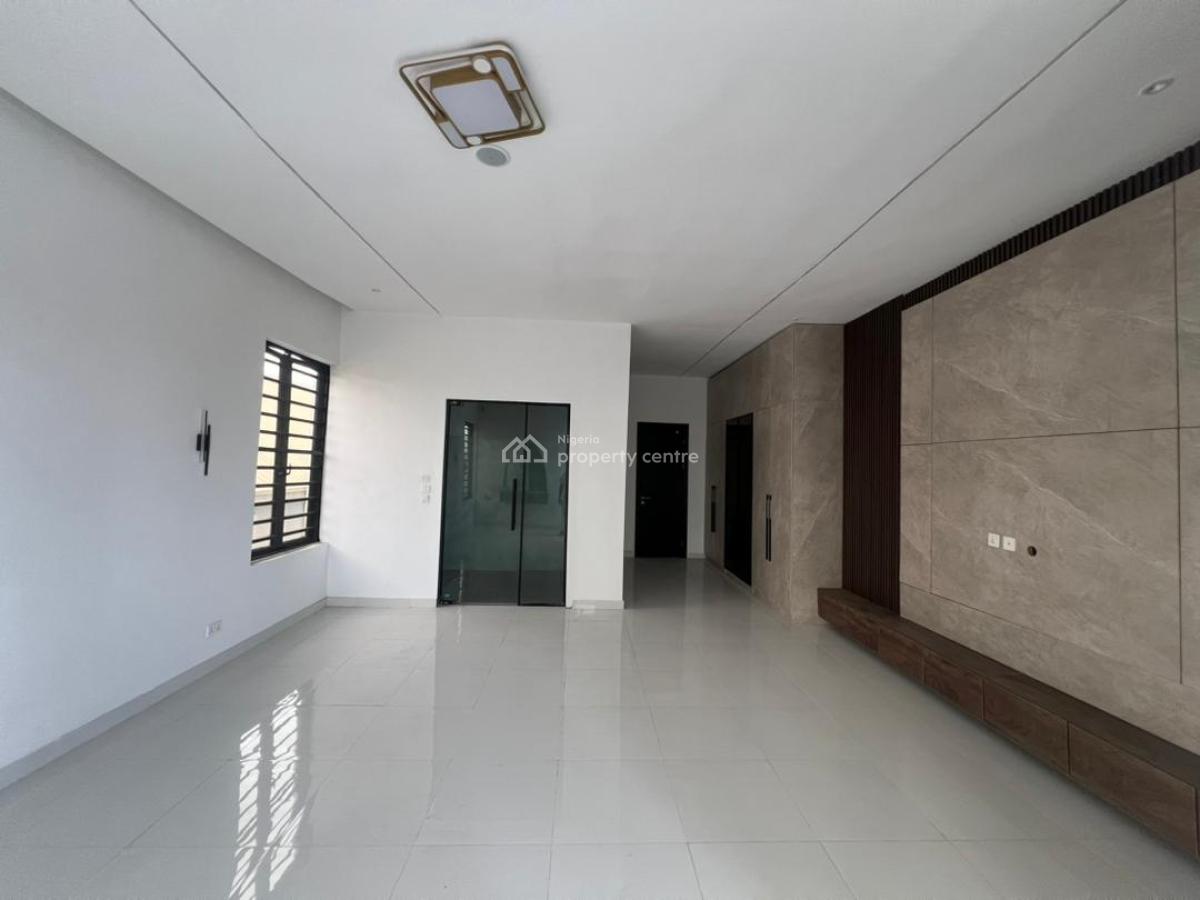 4 Bedrooms  Detached Duplex with Bq and Swimming Pool, Thomas Estate, Ajah, Lagos, Detached Duplex for Sale