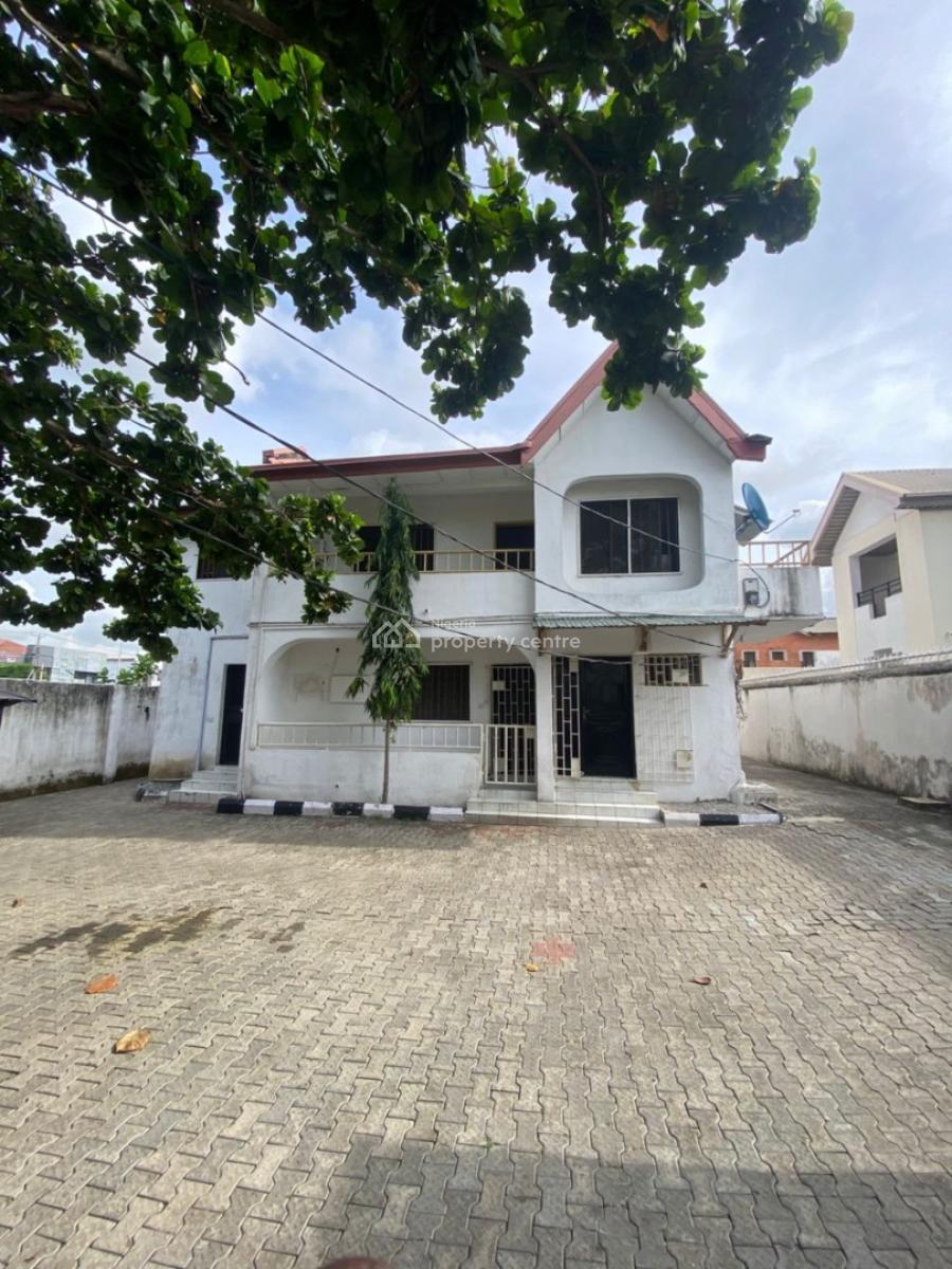 3 Bedroom Apartment, Off Durosimi Etti, Lekki Phase 1, Lekki, Lagos, Flat / Apartment for Rent