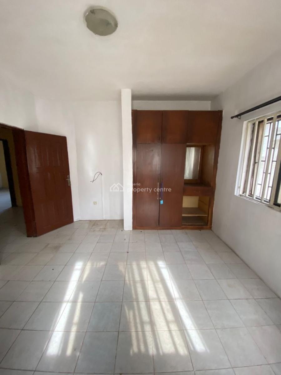 3 Bedroom Apartment, Off Durosimi Etti, Lekki Phase 1, Lekki, Lagos, Flat / Apartment for Rent