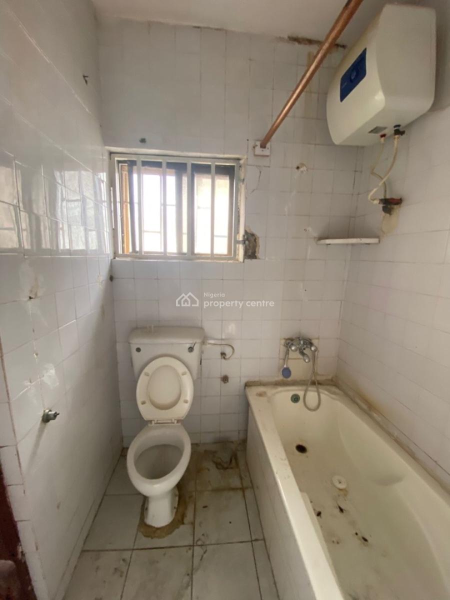 3 Bedroom Apartment, Off Durosimi Etti, Lekki Phase 1, Lekki, Lagos, Flat / Apartment for Rent