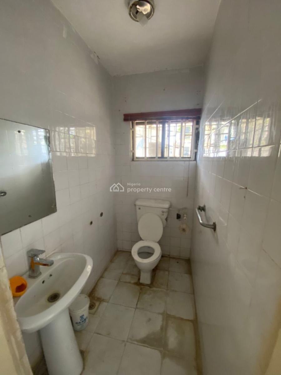 3 Bedroom Apartment, Off Durosimi Etti, Lekki Phase 1, Lekki, Lagos, Flat / Apartment for Rent