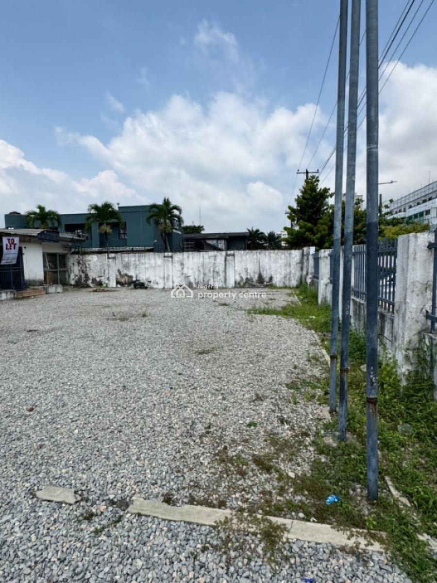 Self Compound Fully Detached House on 800sqm, Victoria Island (vi), Lagos, Office Space for Rent