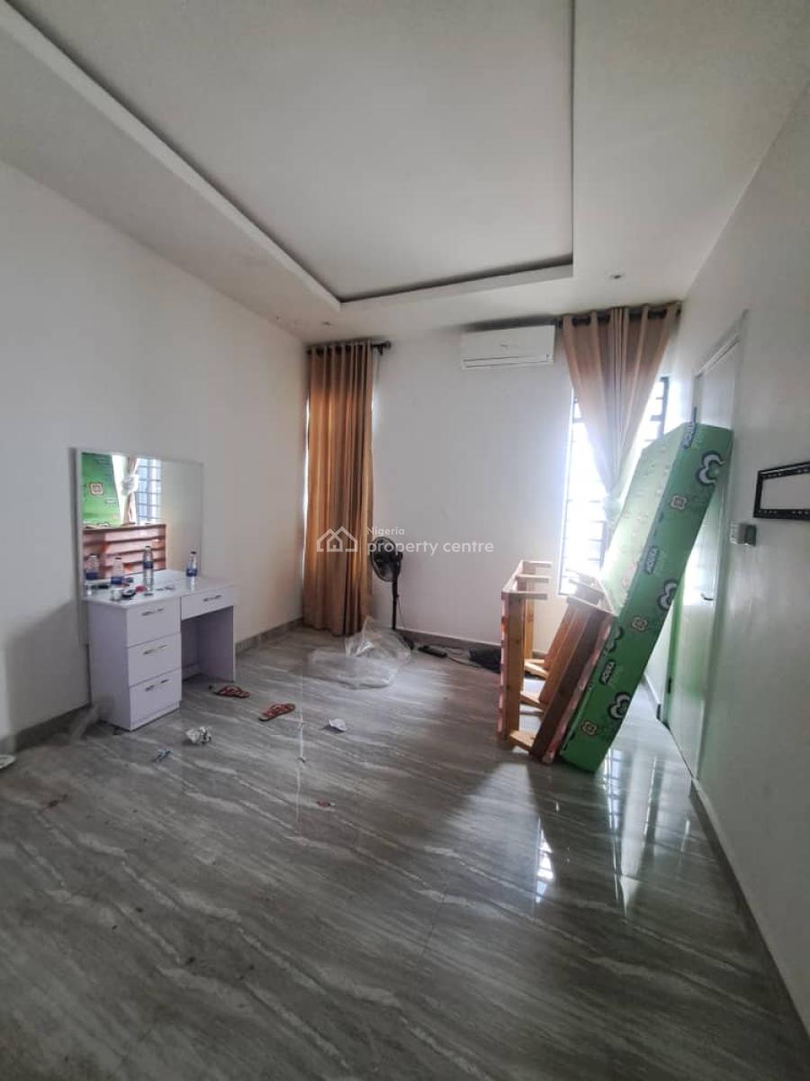 Luxury & Massive 4 Bed Semi-detached Duplex with a Bq, Ologolo, Lekki, Lagos, Semi-detached Duplex for Rent