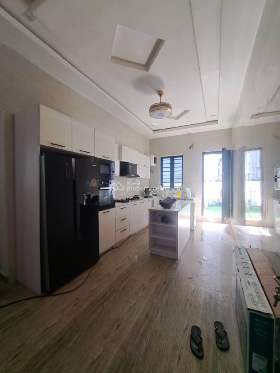 Luxury & Massive 4 Bed Semi-detached Duplex with a Bq, Ologolo, Lekki, Lagos, Semi-detached Duplex for Rent