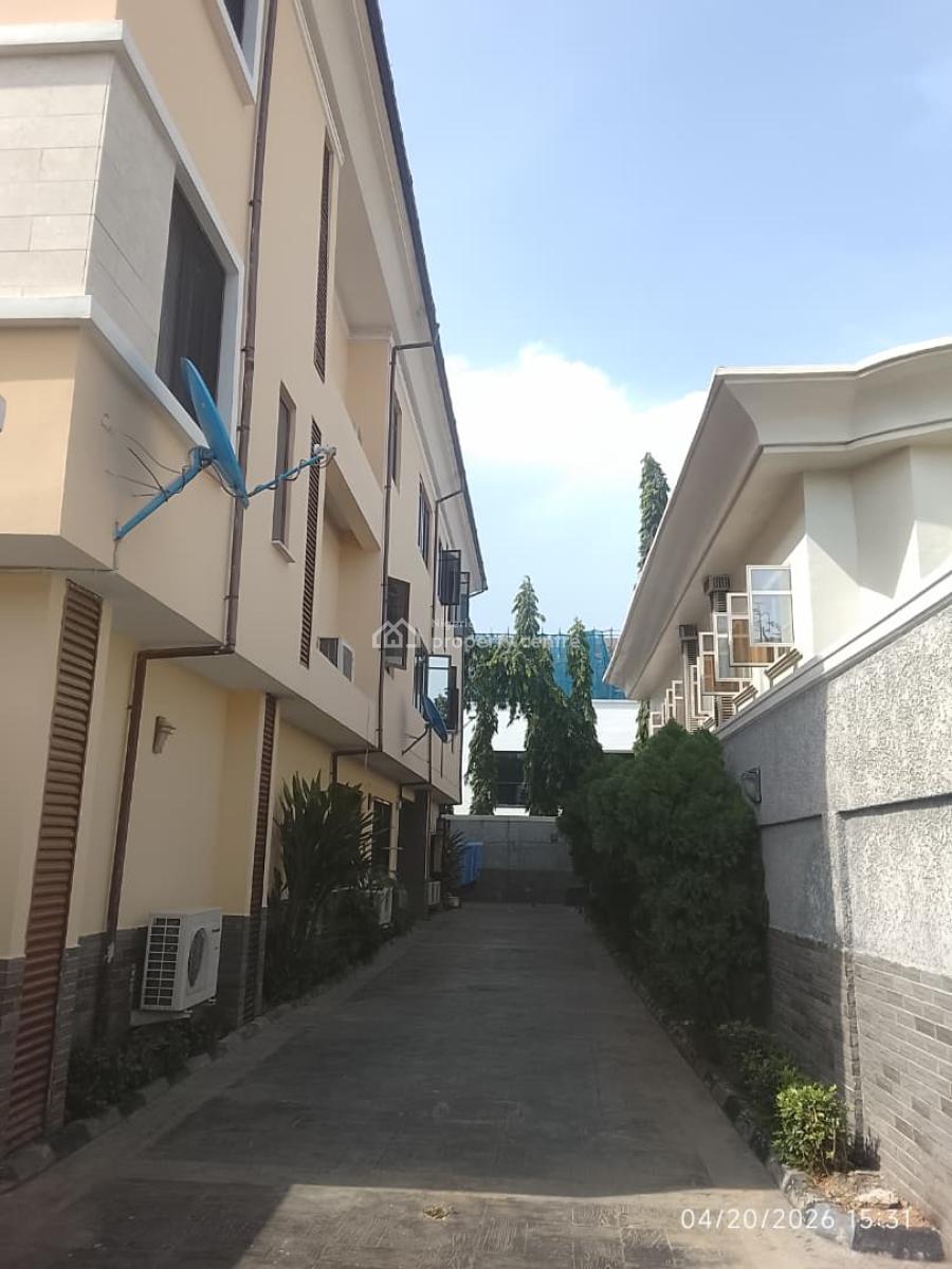 Step Into Comfort in This 2 Bedroom Apartment, Banana Island, Ikoyi, Lagos, Flat / Apartment for Rent