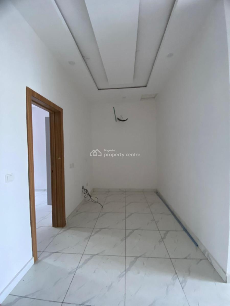 Spacious 4 Bedroom Terrace Duplex, Ologolo, Lekki, Lagos, Terraced Duplex for Sale