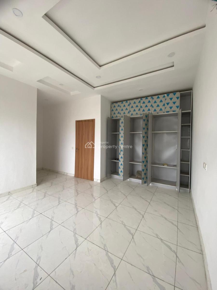 Spacious 4 Bedroom Terrace Duplex, Ologolo, Lekki, Lagos, Terraced Duplex for Sale