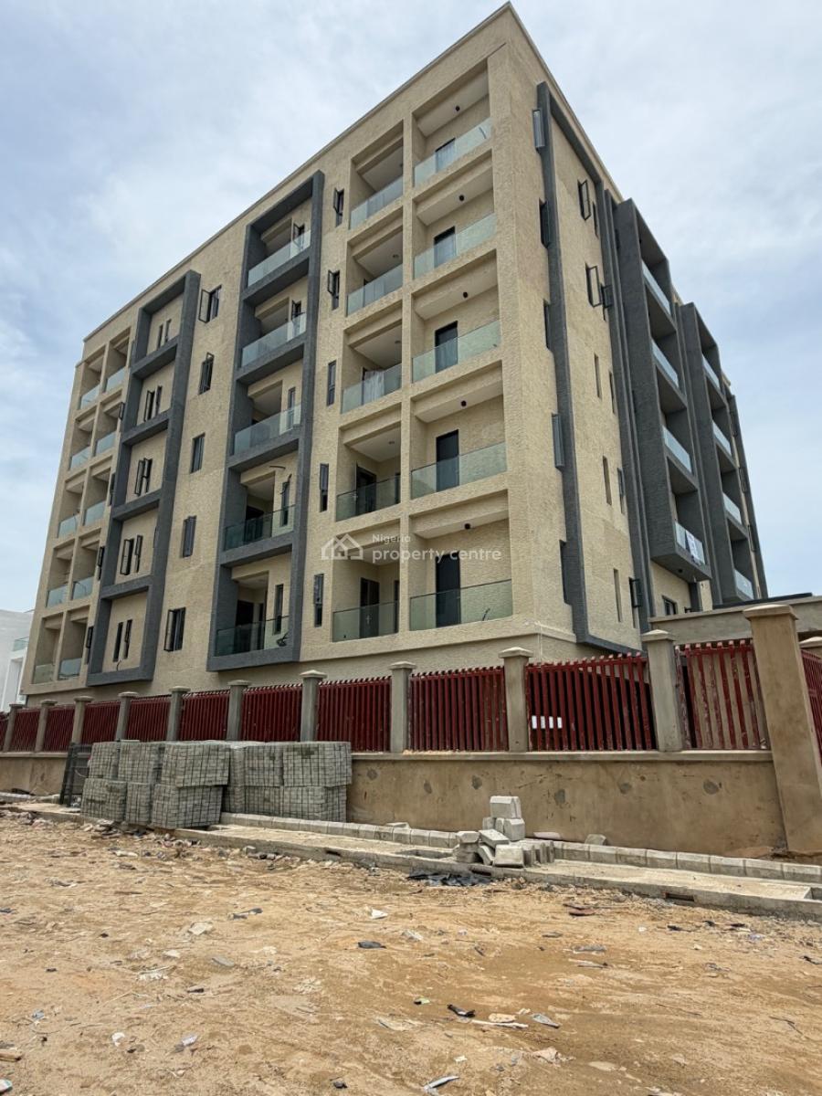 Spacious 2 Bedroom Flat with Bq and Pool, Lekki Phase 1, Lekki, Lagos, Block of Flats for Sale