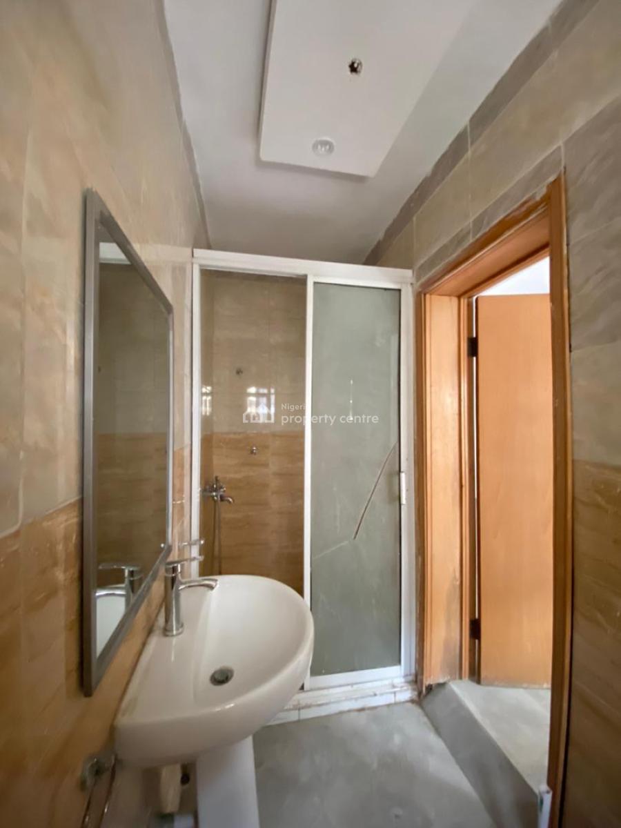 Standard 3 Bedroom Apartment in a Serene & Secure Estate, Chevron Drive, Chevron, Lekki, Lagos, Flat / Apartment for Rent