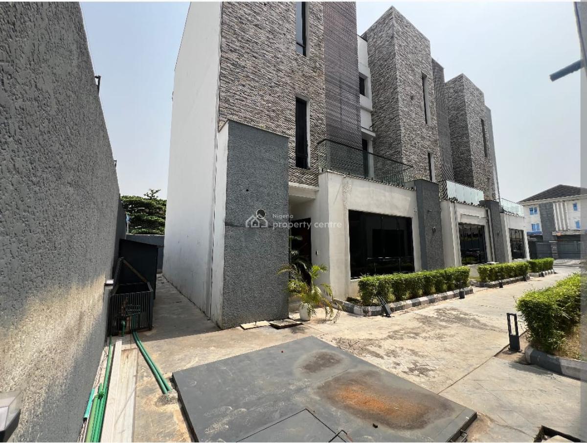 3 Bedrooms Terrace Duplex with Bq., Lekki Phase 1, Lekki, Lagos, Terraced Duplex for Sale