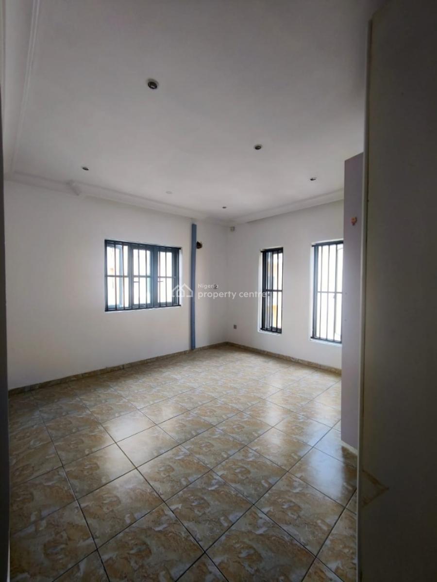 Spacious 4 Bedroom Terrace with Bq, Chevron, Lekki, Lagos, Terraced Duplex for Rent