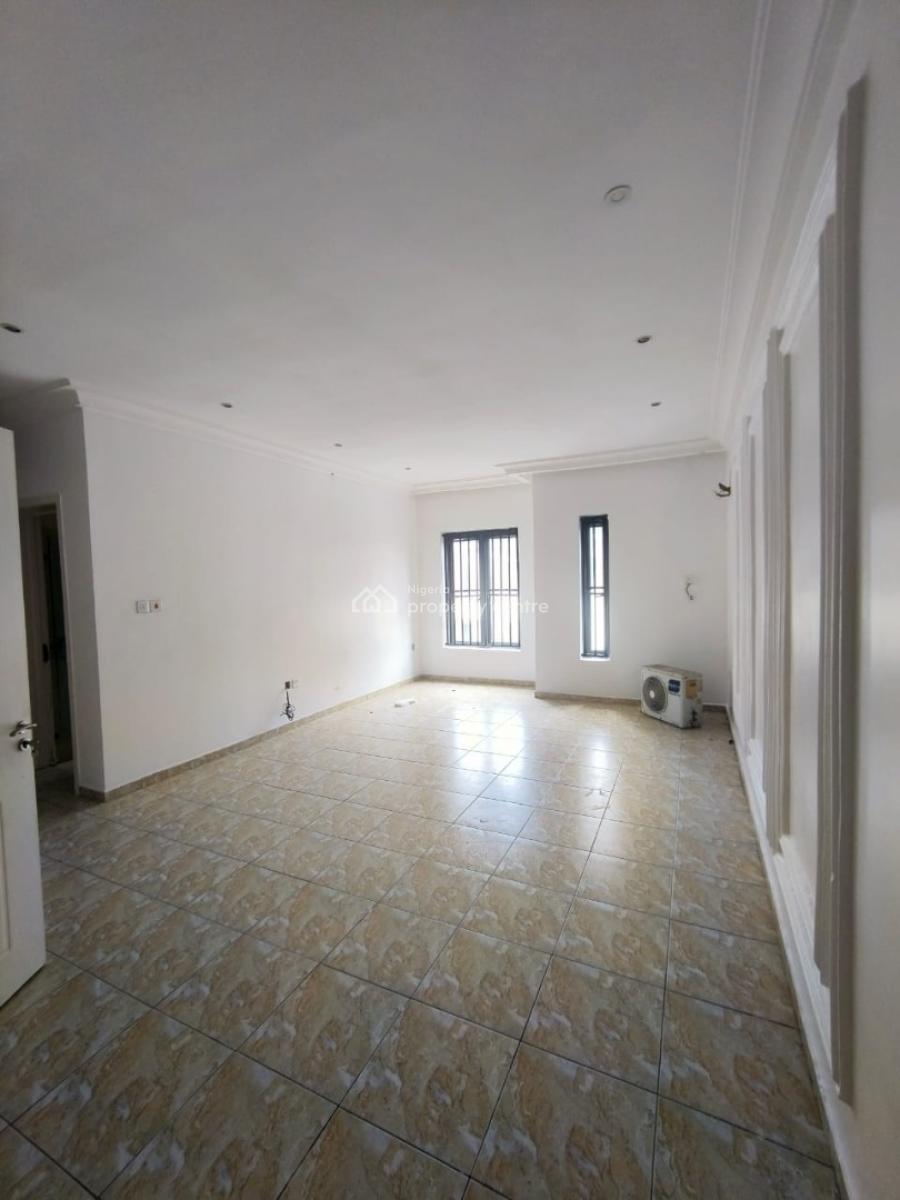 Spacious 4 Bedroom Terrace with Bq, Chevron, Lekki, Lagos, Terraced Duplex for Rent