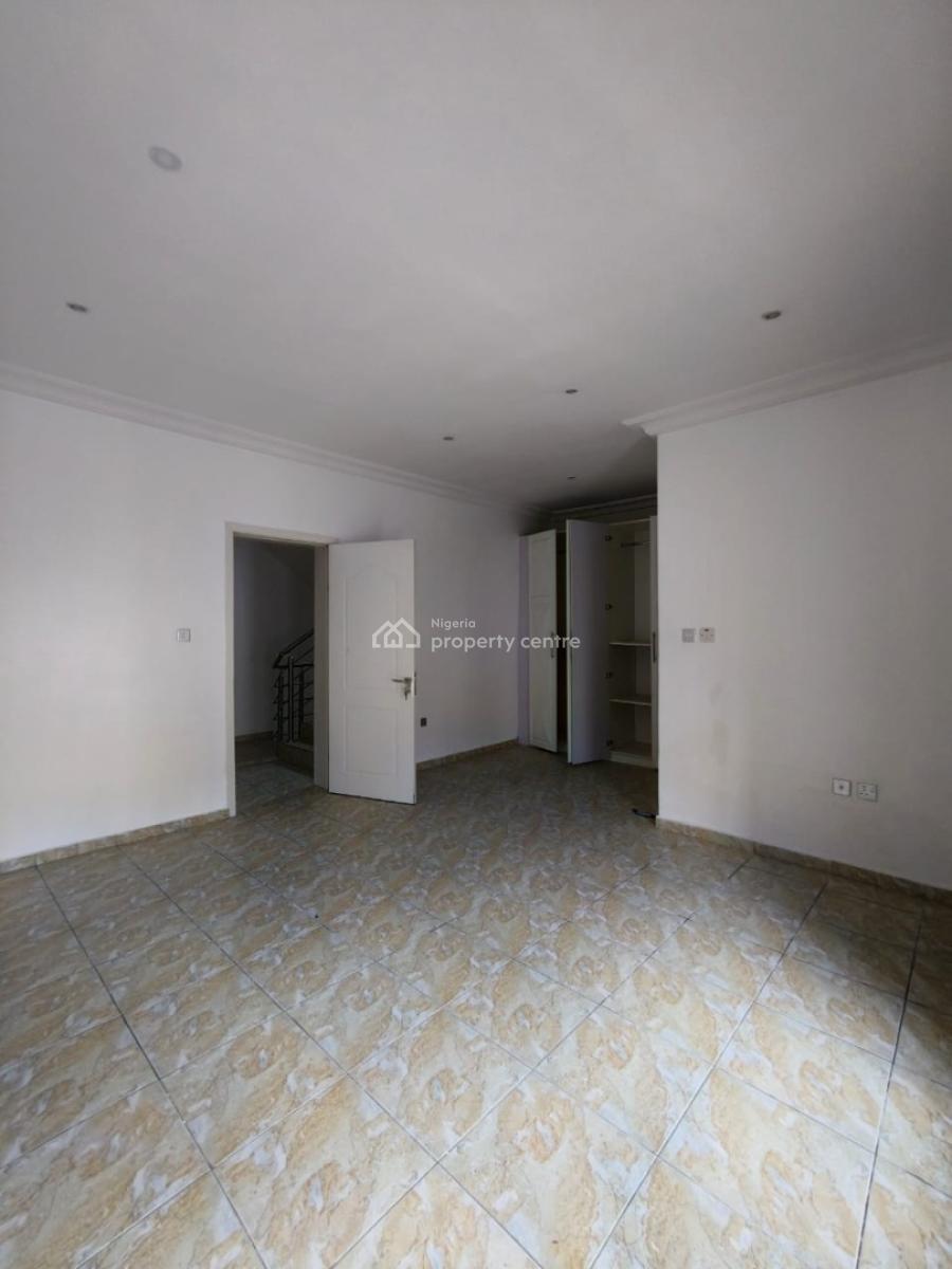 Spacious 4 Bedroom Terrace with Bq, Chevron, Lekki, Lagos, Terraced Duplex for Rent