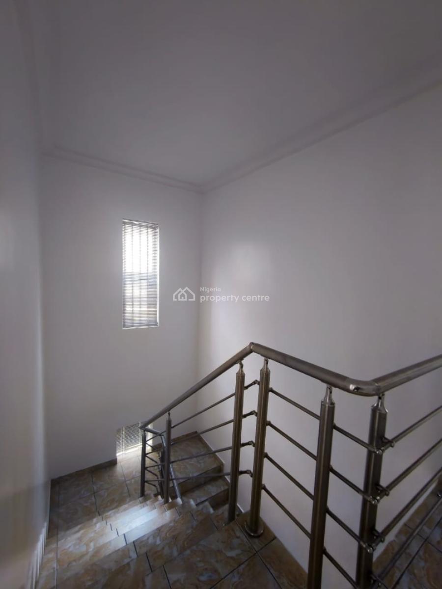 Spacious 4 Bedroom Terrace with Bq, Chevron, Lekki, Lagos, Terraced Duplex for Rent
