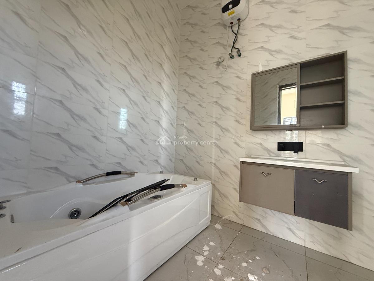 5 Bedroom Detached Available, Lekki Phase 2, Lekki, Lagos, Detached Duplex for Sale