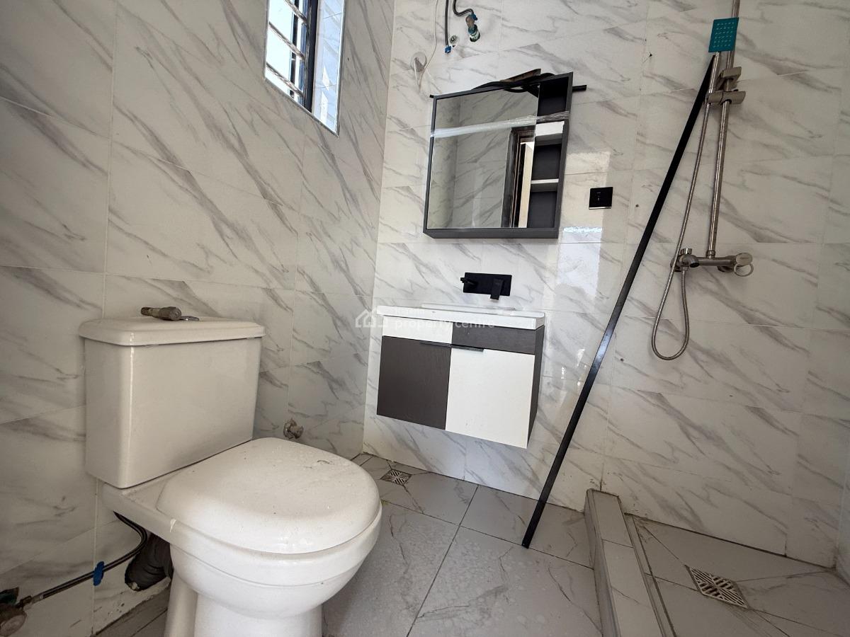 5 Bedroom Detached Available, Lekki Phase 2, Lekki, Lagos, Detached Duplex for Sale