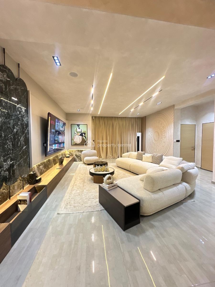 2 Bedroom Apartment with Pool,gym &elevator, Lekki Phase 1, Lekki, Lagos, Flat / Apartment for Sale