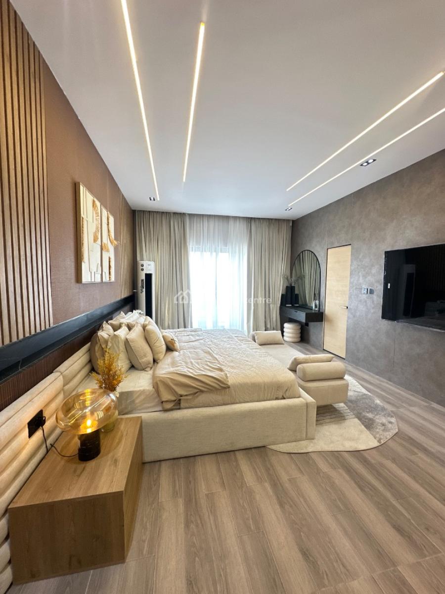 2 Bedroom Apartment with Pool,gym &elevator, Lekki Phase 1, Lekki, Lagos, Flat / Apartment for Sale