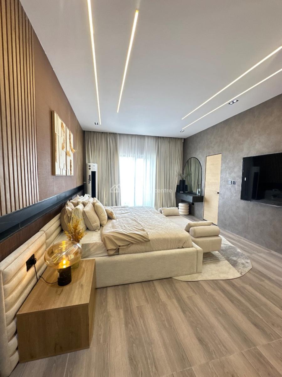 2 Bedroom Apartment with Pool,gym &elevator, Lekki Phase 1, Lekki, Lagos, Flat / Apartment for Sale