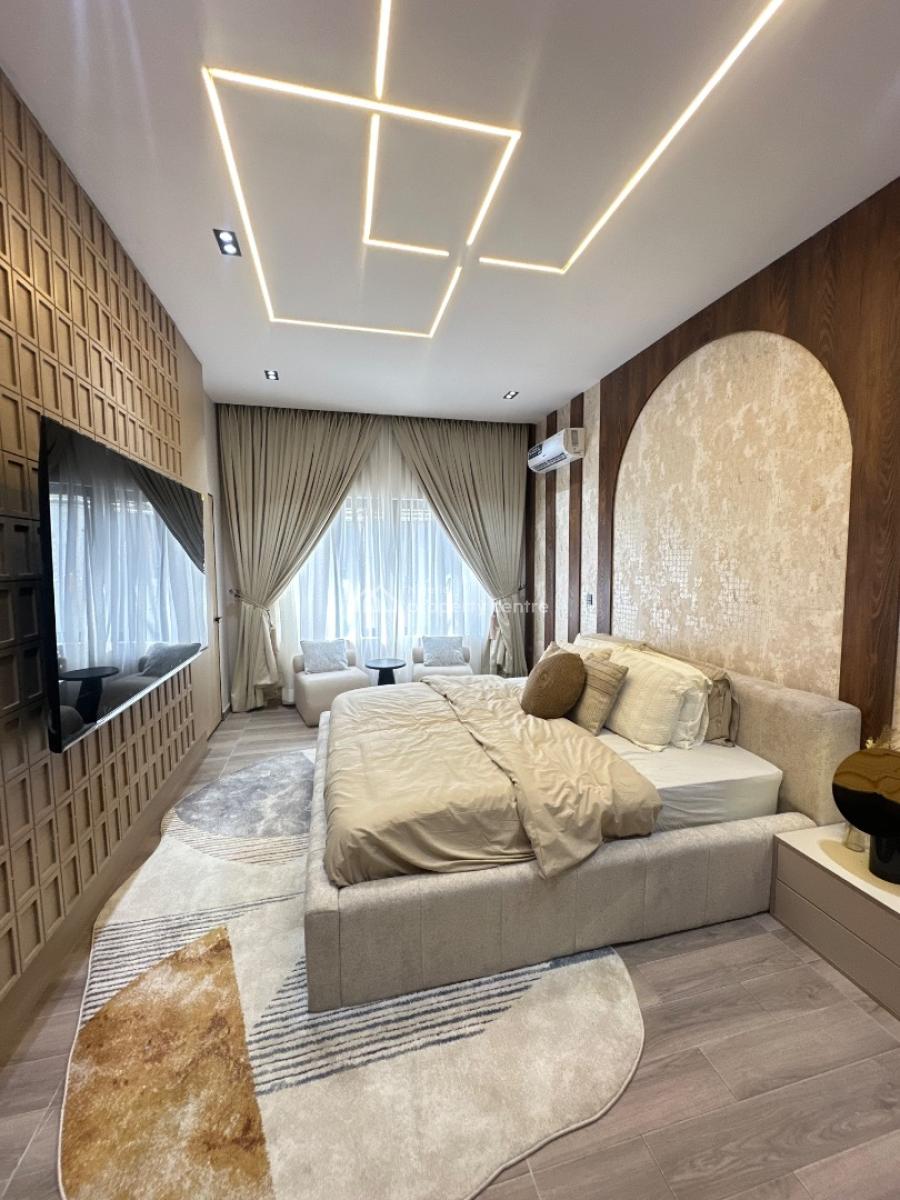 2 Bedroom Apartment with Pool,gym &elevator, Lekki Phase 1, Lekki, Lagos, Flat / Apartment for Sale