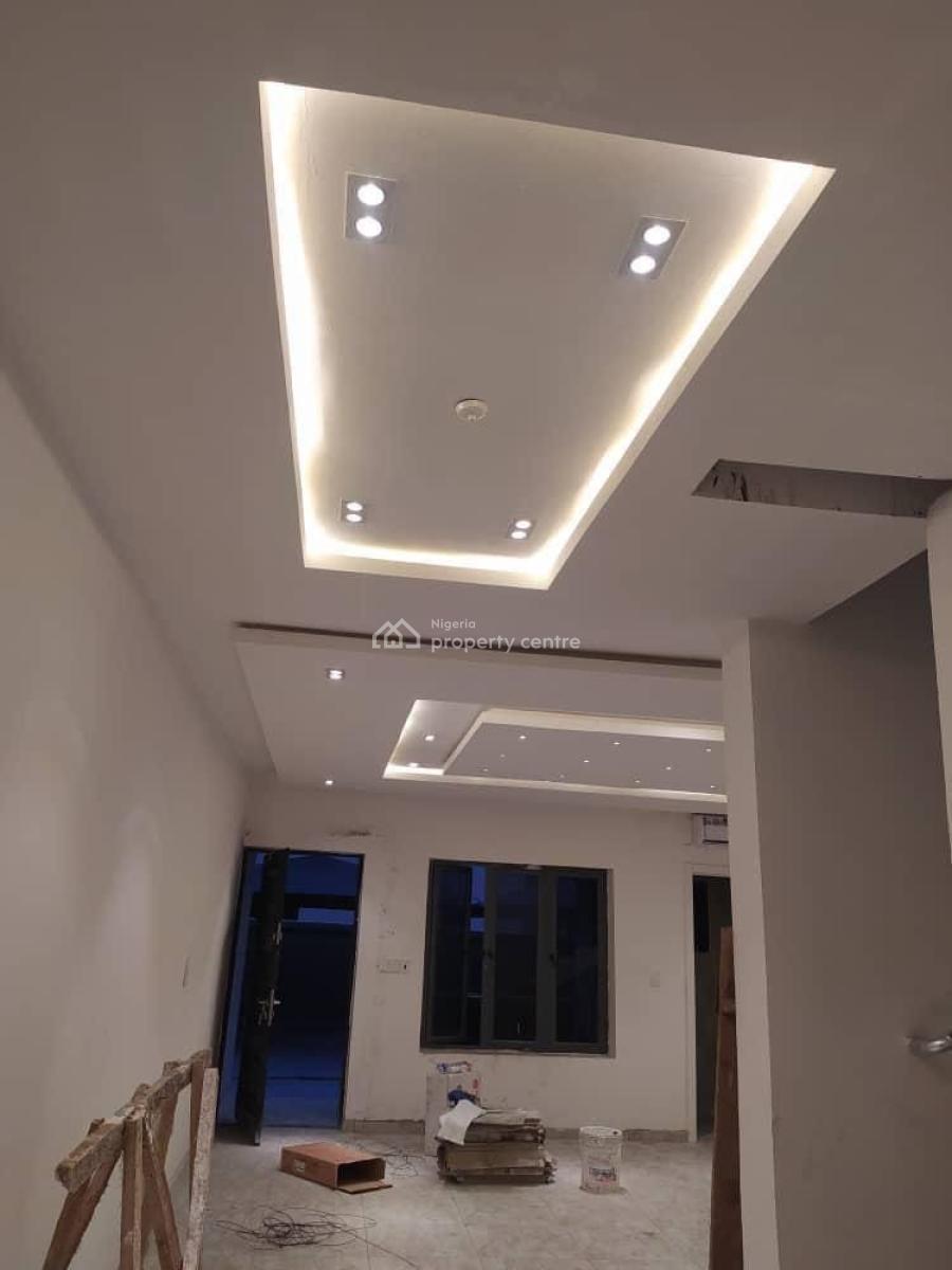 Four (4) Bedroom Terrace, Lekki Phase 1, Lekki, Lagos, Terraced Duplex for Rent