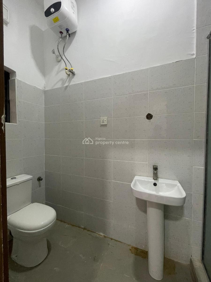 Contemporary 2 Bedroom Apartments Suitable for Investment, Lekki Phase 1, Lekki, Lagos, Flat / Apartment for Sale