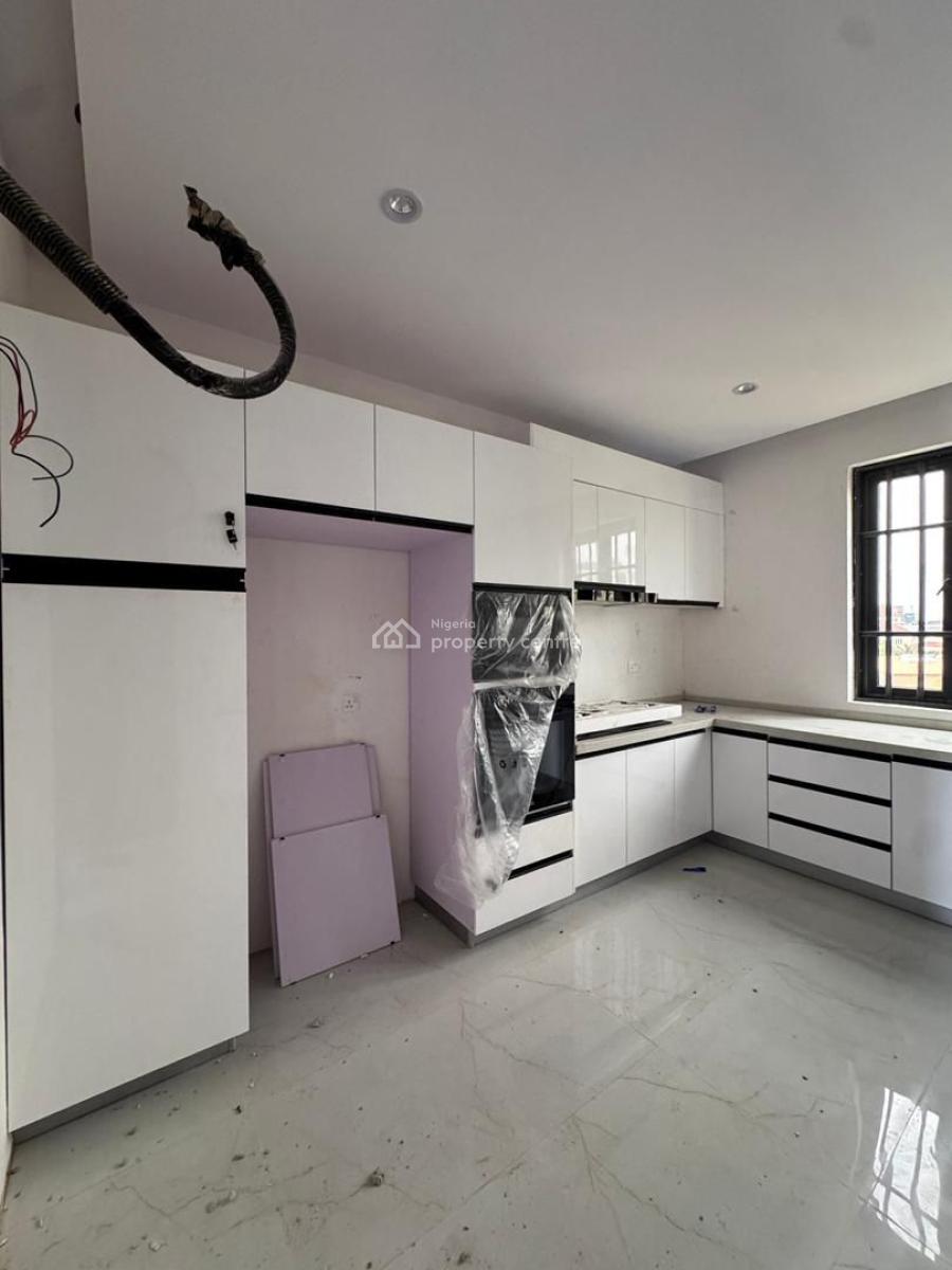 Unbeatable Offer of 3 Bedrooms with a Bq, Old Ikoyi, Ikoyi, Lagos, Terraced Duplex for Sale