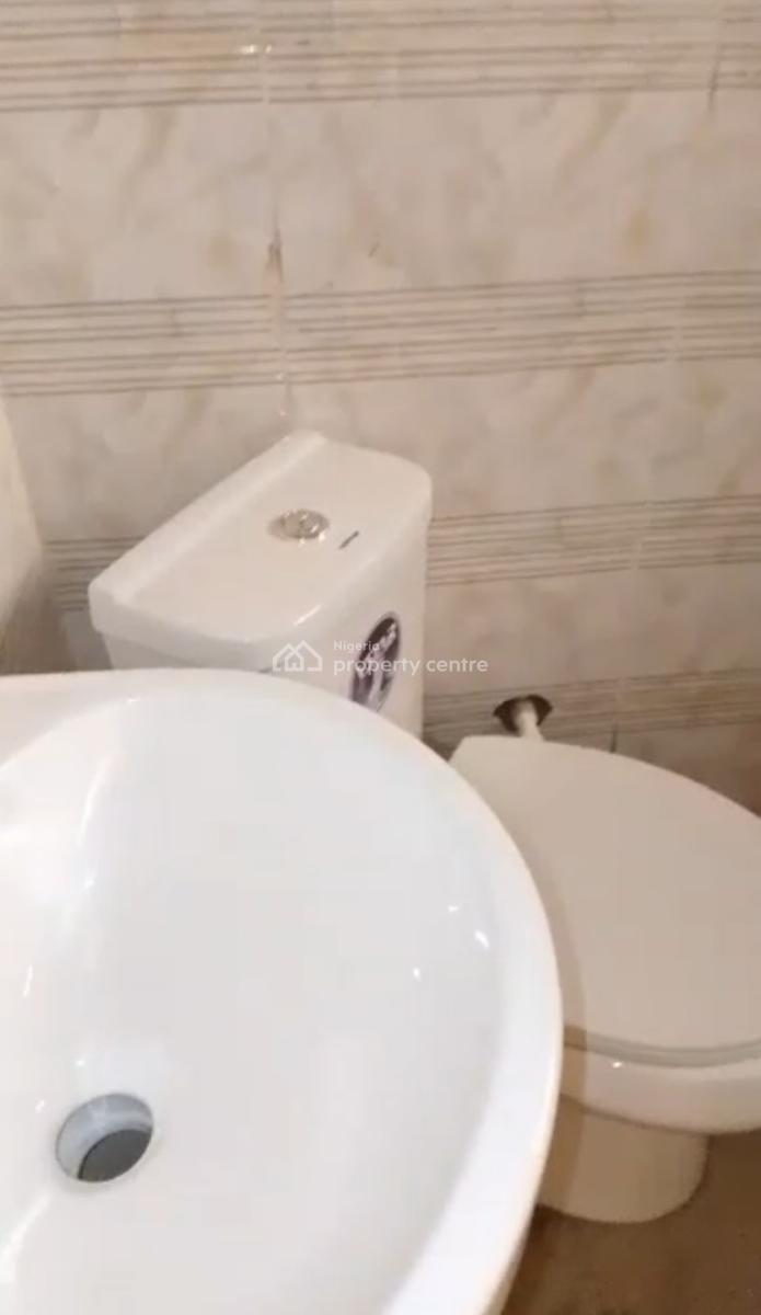 Nice 2bedroom Flat ,3roilet ,tarred Rd, Office/residence, Garki2(tarred Rd, Garki, Abuja, Flat / Apartment for Rent