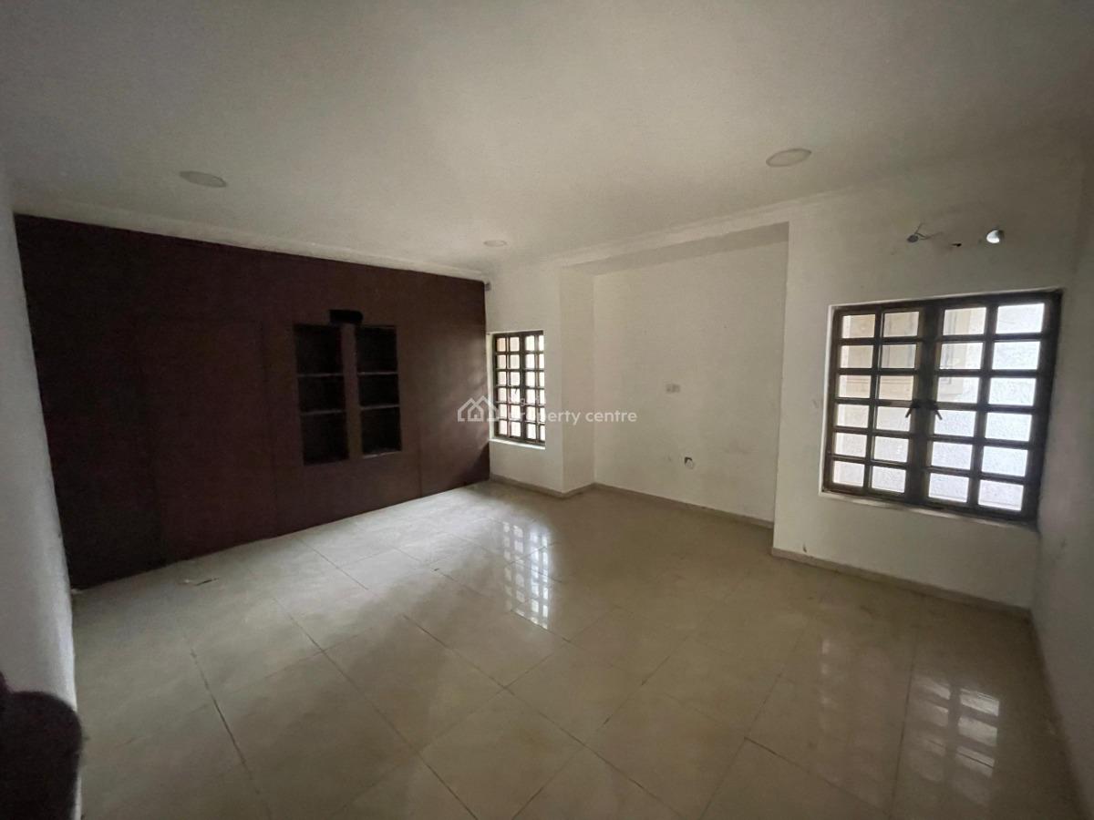 Spacious Office Building in Prime Wuse 2 Location, Wuse 2, Abuja, Detached Duplex for Rent