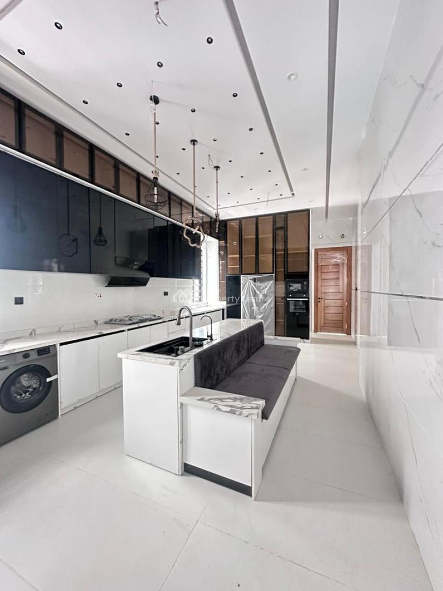 Massively Built Spacious Luxurious 4 Bedroom Terrace Duplex with Pool, Lekki Phase 1, Lekki, Lagos, House for Sale