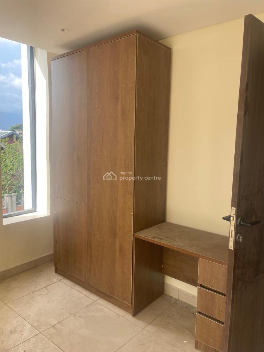 Executive and Well Finished Studio Apartment, Onike, Yaba, Lagos, Self Contain (single Rooms) for Sale