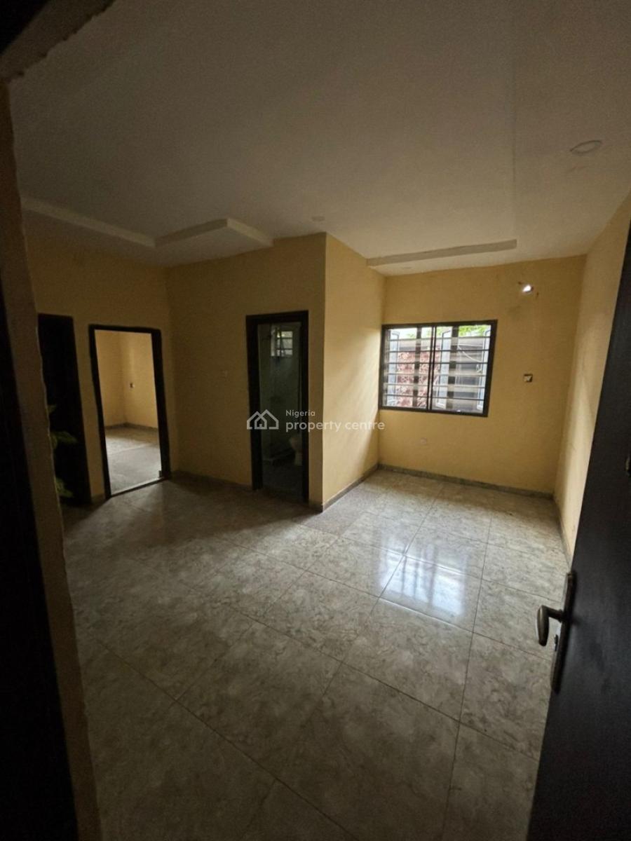 Standard Mini Flat Behind Blenco Shoppers Hub., Canaan Estate Behind Blenco Shoppers Hub, Sangotedo, Ajah, Lagos, Self Contain (single Rooms) for Rent