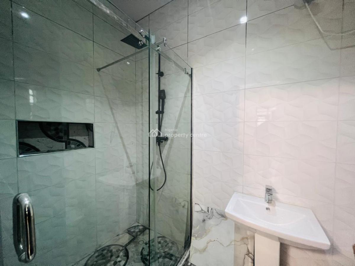 Brand New 2 Bedroom Apartment, Lekki Scheme 2, Ajah, Lagos, Block of Flats for Sale