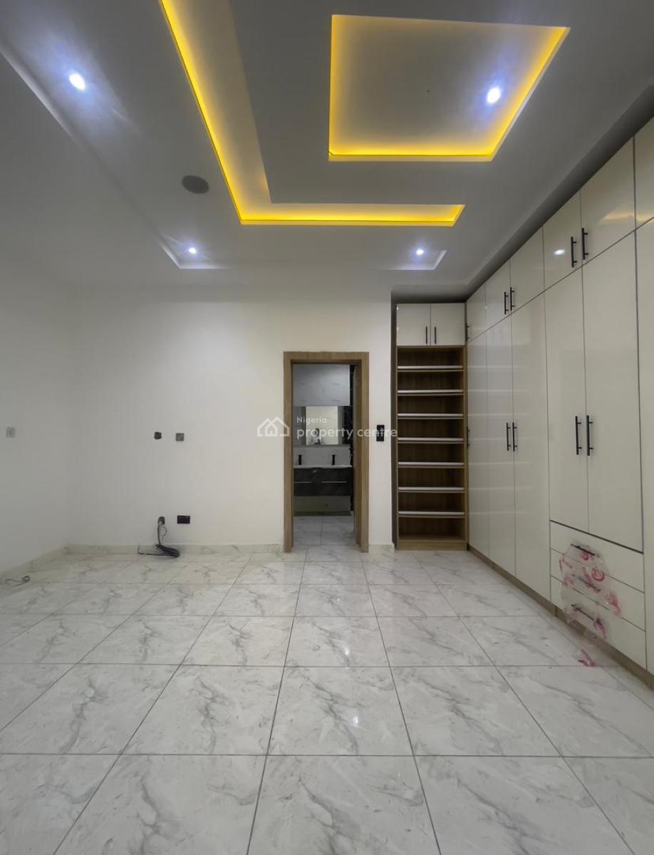 4 Bedroom Fully Serviced Terrace Duplex Plus Bq, Ologolo, Lekki, Lagos, Terraced Duplex for Sale