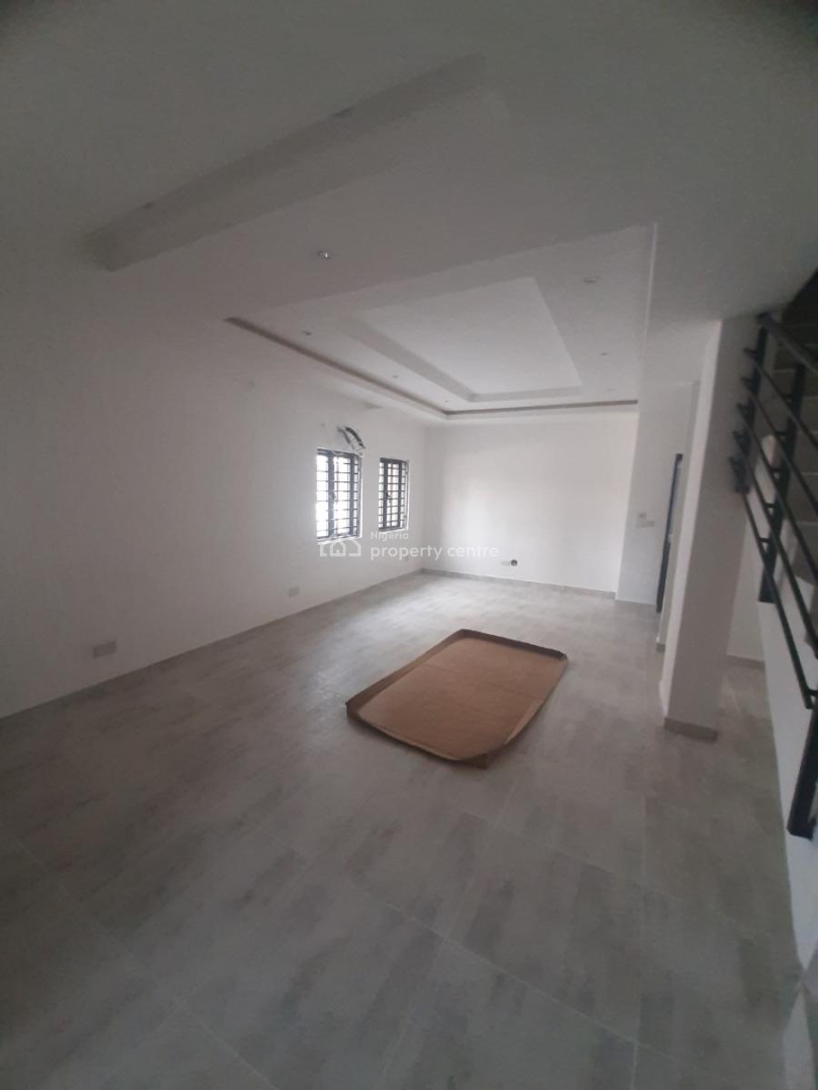 2, Lekki Phase 1, Lekki, Lagos, House for Rent