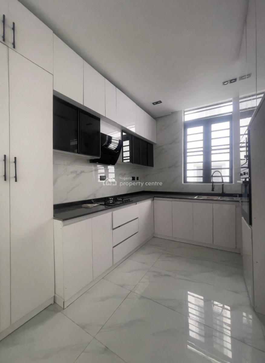 1 Bedroom Fully Serviced Apartment, Ologolo, Lekki, Lagos, Flat / Apartment for Sale