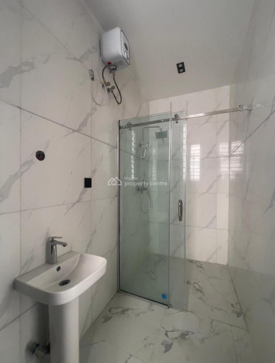 1 Bedroom Fully Serviced Apartment, Ologolo, Lekki, Lagos, Flat / Apartment for Sale