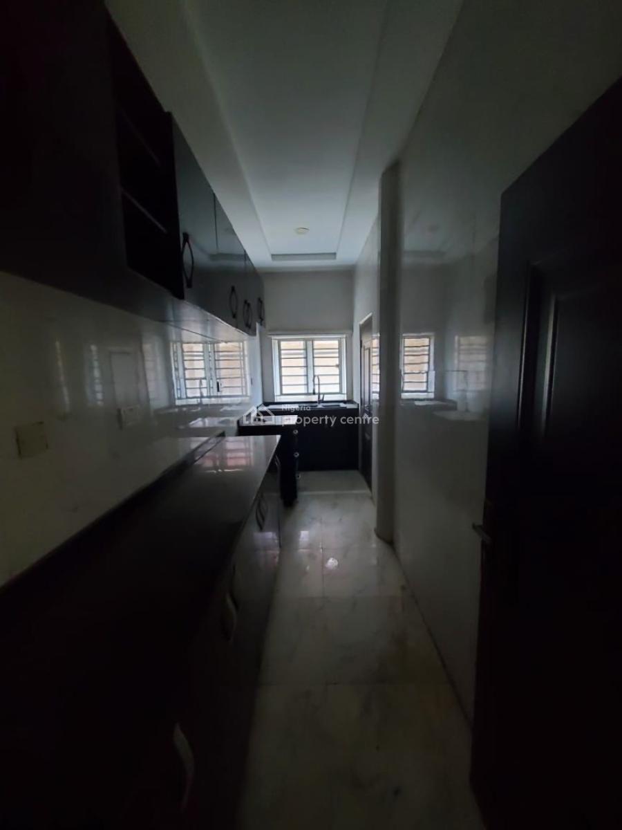Standard  2 Bedroom  Flat, Ikota, Lekki, Lagos, Flat / Apartment for Rent