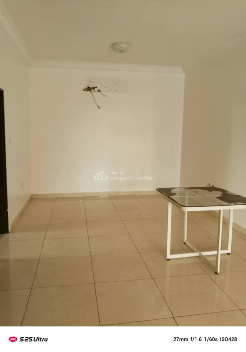 3 Bedroom Apartment Upstairs, Chevy View Estate, Lekki, Lagos, Flat / Apartment for Rent