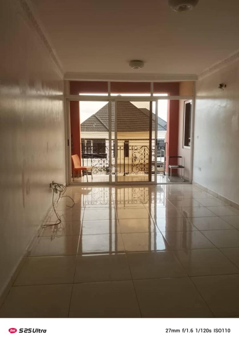 3 Bedroom Apartment Upstairs, Chevy View Estate, Lekki, Lagos, Flat / Apartment for Rent