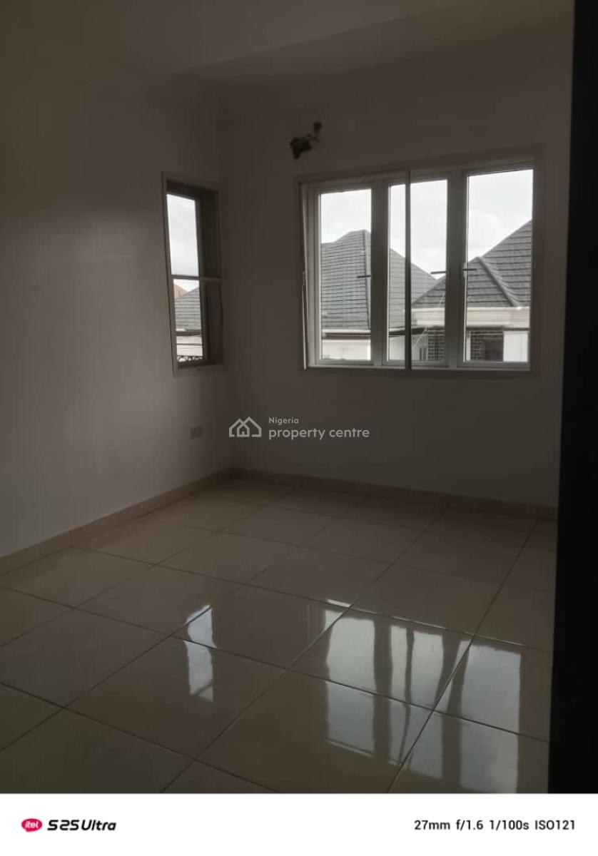 3 Bedroom Apartment Upstairs, Chevy View Estate, Lekki, Lagos, Flat / Apartment for Rent
