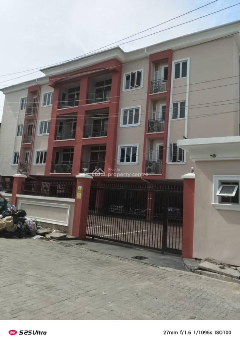 3 Bedroom Apartment Upstairs, Chevy View Estate, Lekki, Lagos, Flat / Apartment for Rent