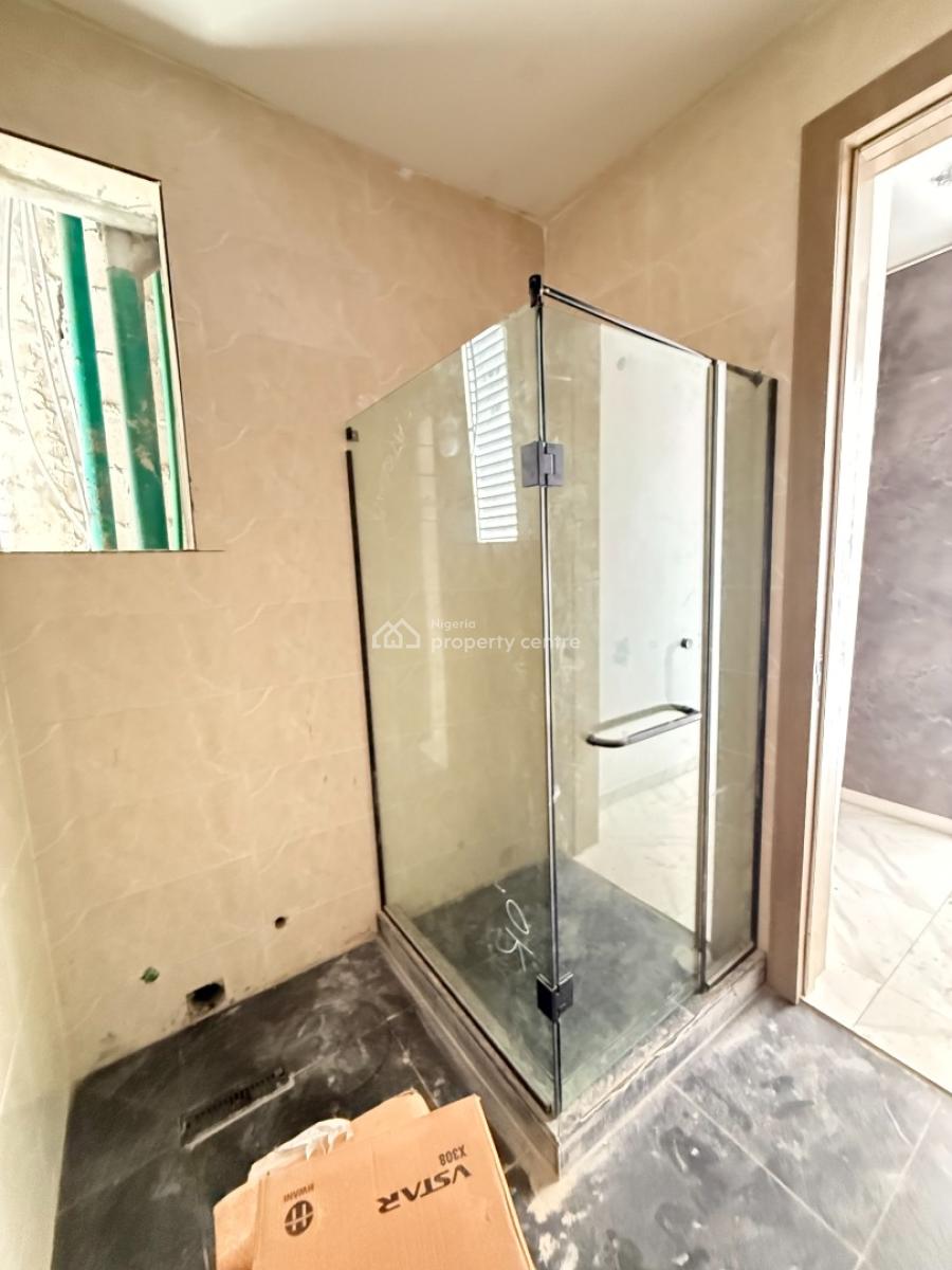 Brand New 3 Bedroom Service Apartment, Lekki Phase 1, Lekki, Lagos, Flat / Apartment for Sale