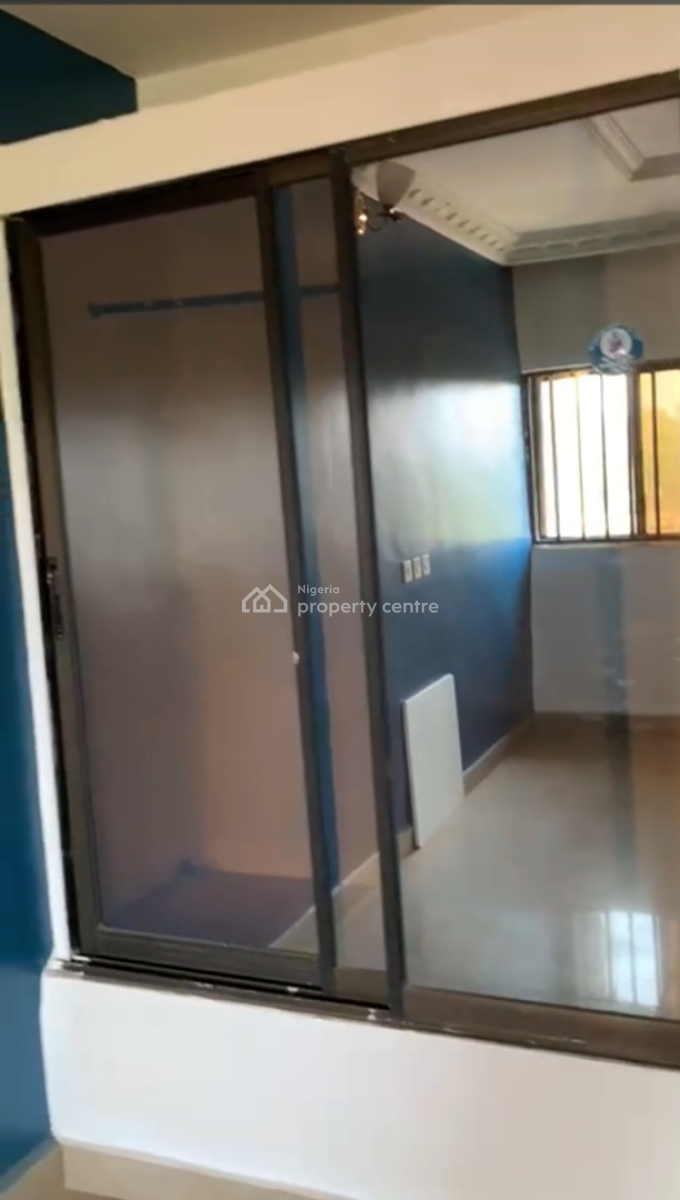 Luxury 3 Bedrooms Flat (property Comes with Lift and Swimming Pool), Garki, Abuja, Flat / Apartment for Rent