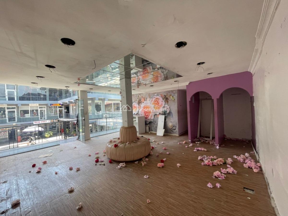 Spacious Commercial Shop Space, Lekki Phase 1, Lekki, Lagos, Shop for Rent