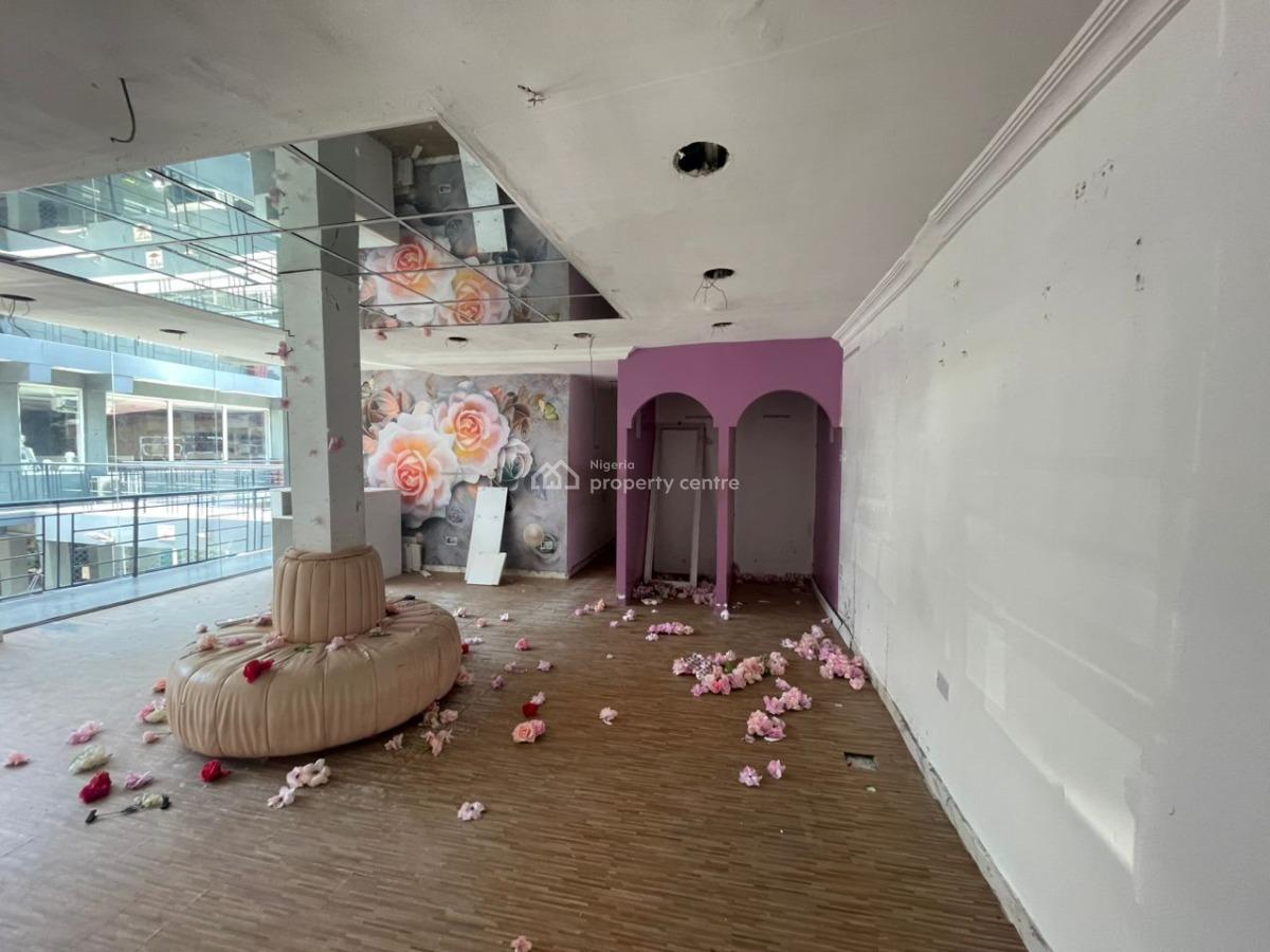 Spacious Commercial Shop Space, Lekki Phase 1, Lekki, Lagos, Shop for Rent