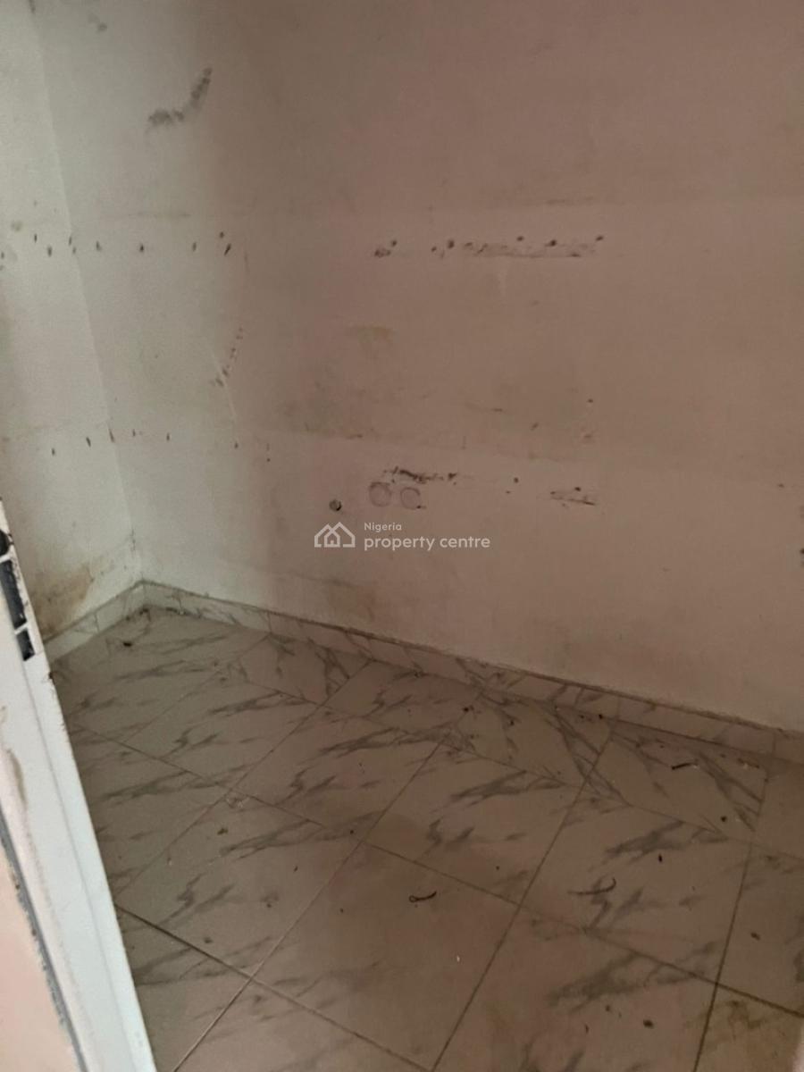 Spacious Commercial Shop Space, Lekki Phase 1, Lekki, Lagos, Shop for Rent