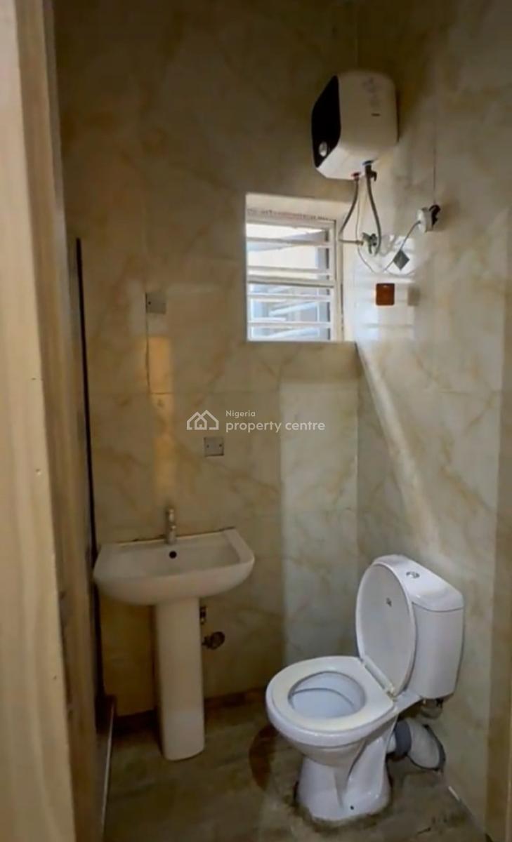 Room Self Contain Inside a Shared Duplex { Video}, Royal Pine Estate Gate Orchid Road, Lekki, Lagos, Self Contain (single Rooms) for Rent