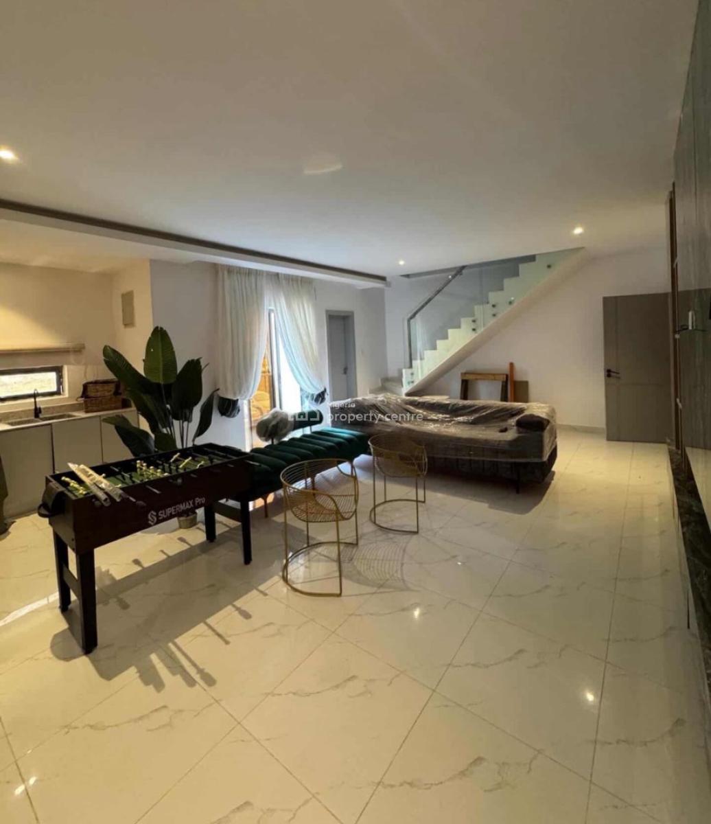 Brand New 2 Bedroom Maisonette, Lekki Phase 1, Lekki, Lagos, Flat / Apartment for Rent